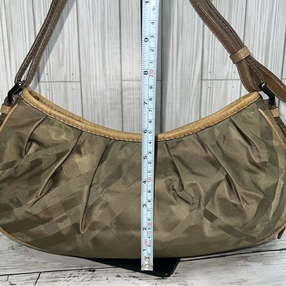 Burberry Shoulder Bag Olive Green Nylon Hobo Tote with Leather Trim - Picture 9 of 17